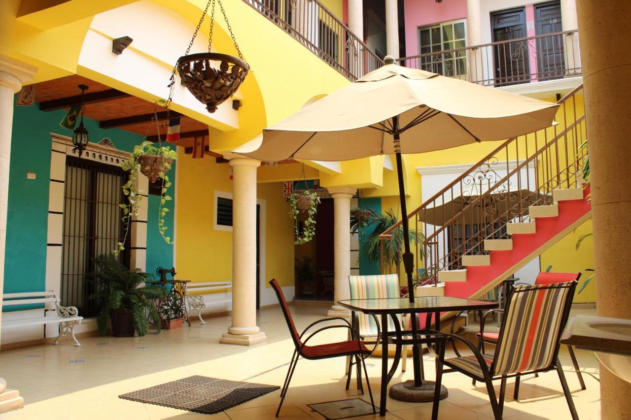 Hotel Guaranducha Inn แคมเปเช ภายนอก รูปภาพ