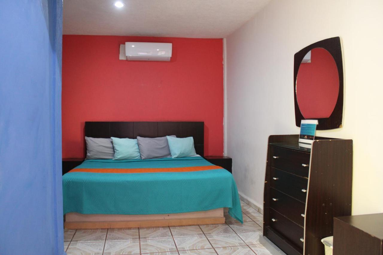 Hotel Guaranducha Inn แคมเปเช ภายนอก รูปภาพ