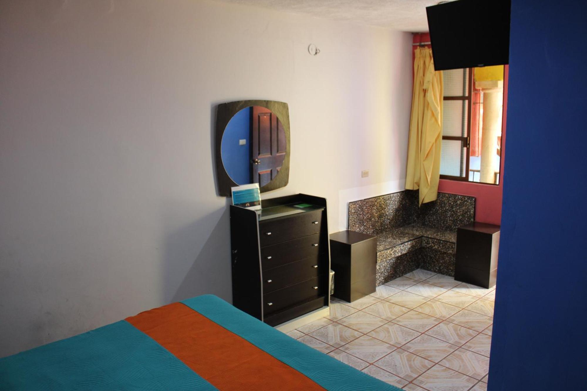 Hotel Guaranducha Inn แคมเปเช ห้อง รูปภาพ